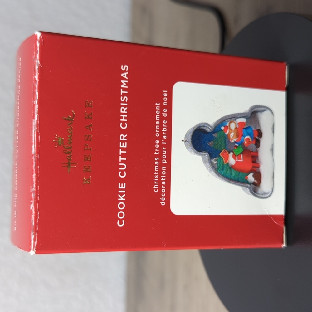 Hallmark 2020 Cookie Cutter Christmas Keepsake Ornament Series 9th-box included